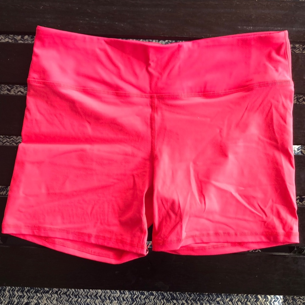 90 Degree pink biker shorts, Large